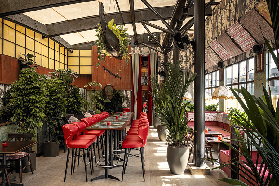 At Siren, the vibrant spirit of Chinese cultural heritage is magically transformed into hand-crafted cocktails and exquisite cuisine. (Image Credits: Jubin Johnson) 