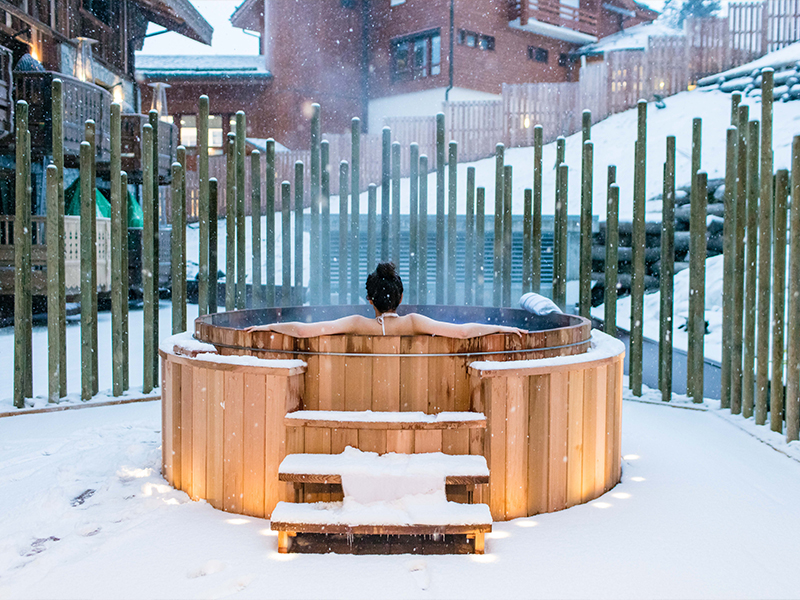 Outdoor hot tub at Six Senses Residencies (Image Credit: Six Senses Residencies)