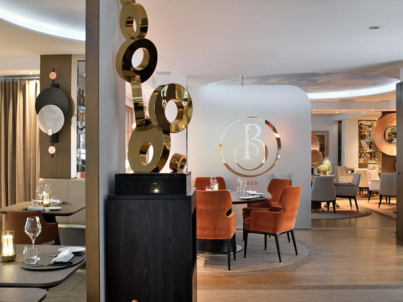 Restaurant Baumanière 1850, the Michelin-starred restaurant at Le Strato. (Image Credit: Le Strato)