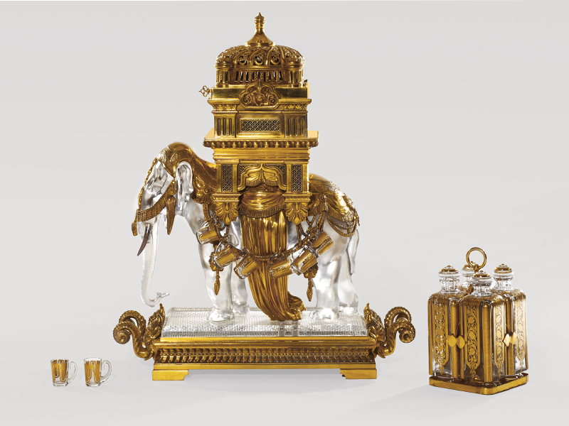 Through the space, the design team has carefully selected materials such as glass mirrors, lacquered panels, and overhead chandeliers. ( Image Credit: Baccarat) 