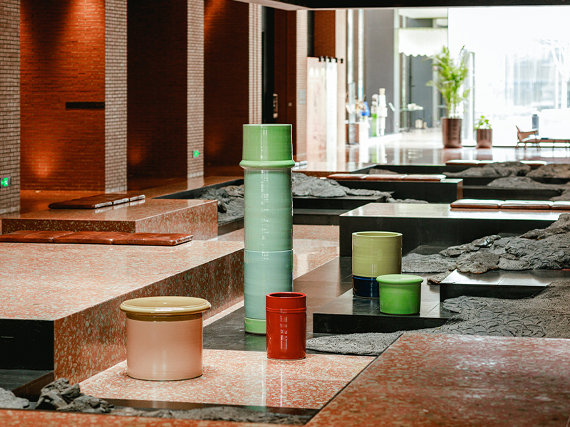 A sculptural sanctuary: GEMMA by Agnes Fries blends cobalt porcelain, hand-painted wildlife, and garden-inspired serenity. (Image Credits: Courtesy of Design Shanghai)