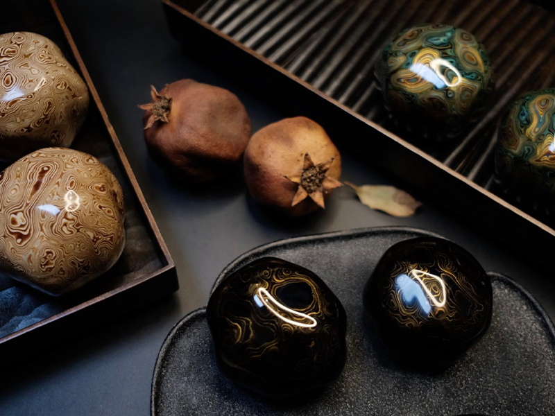 In the quiet alcoves of the exhibition, ‘Practicality’ by Liu Han and Liu Shuai for Chengyan Lacquerware Studio reveals a poetic union of form and function. (Image Credits: Courtesy of Design Shanghai)