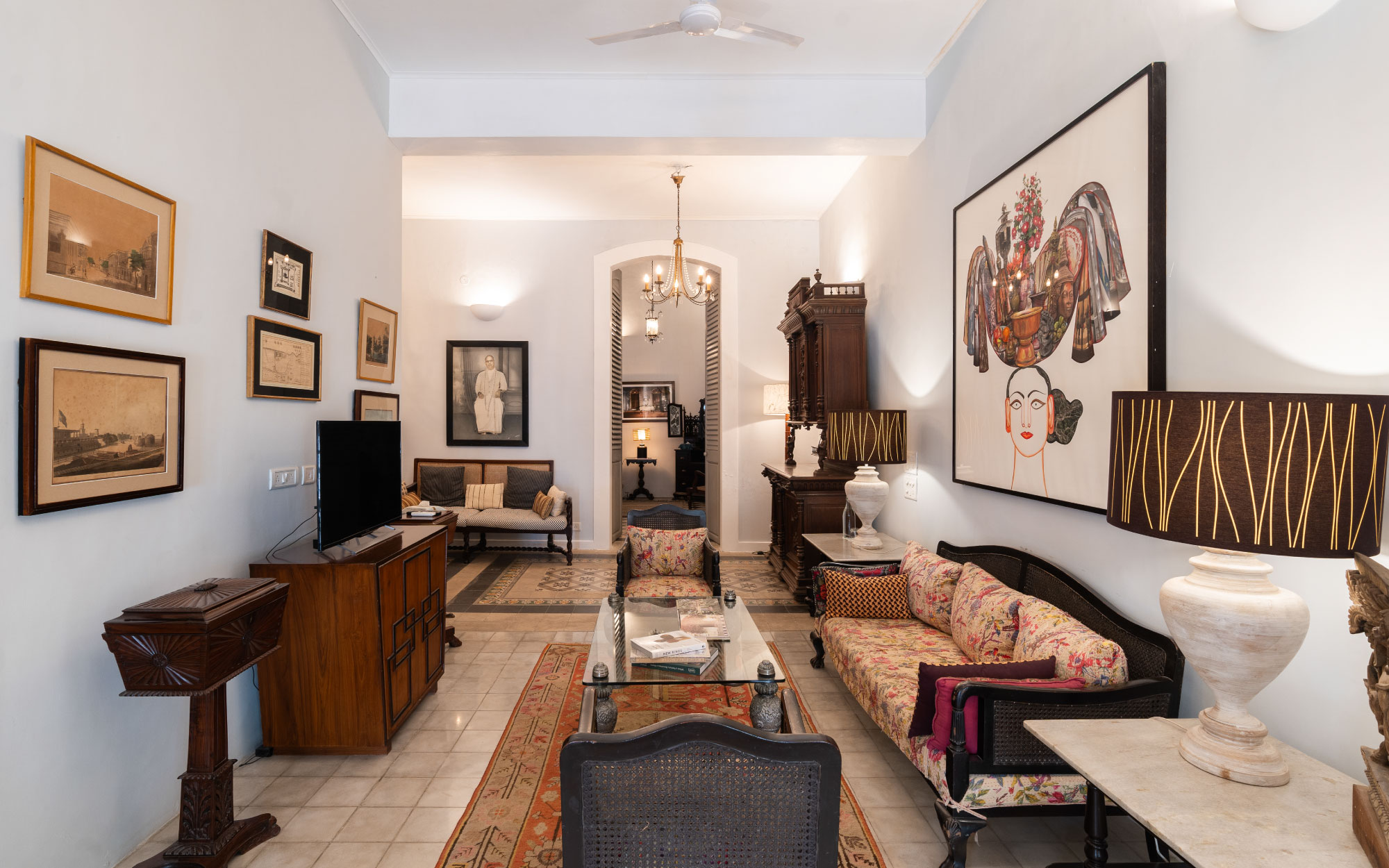 The Madras Suite is the largest room in the property. Paintings by local artists deck the foyer, hand-drawn works by Harry Hancock and a Rekha Rodwittya original hang in the sitting room. (Image Credit: Maison 26)