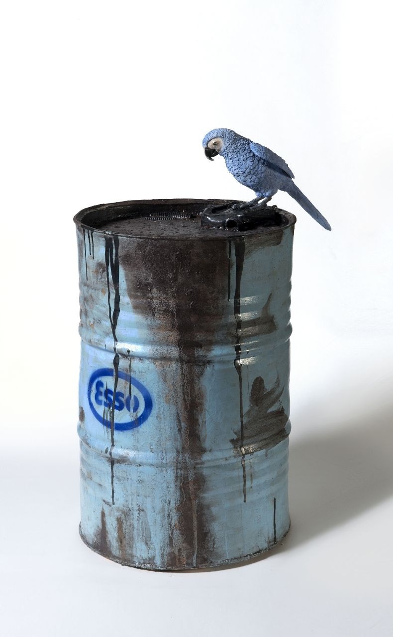 Barile Spix by Bertozzi & Casoni, ceramic, 110 x 55 cm (Image Credits: Galleria Antonio Verolino)