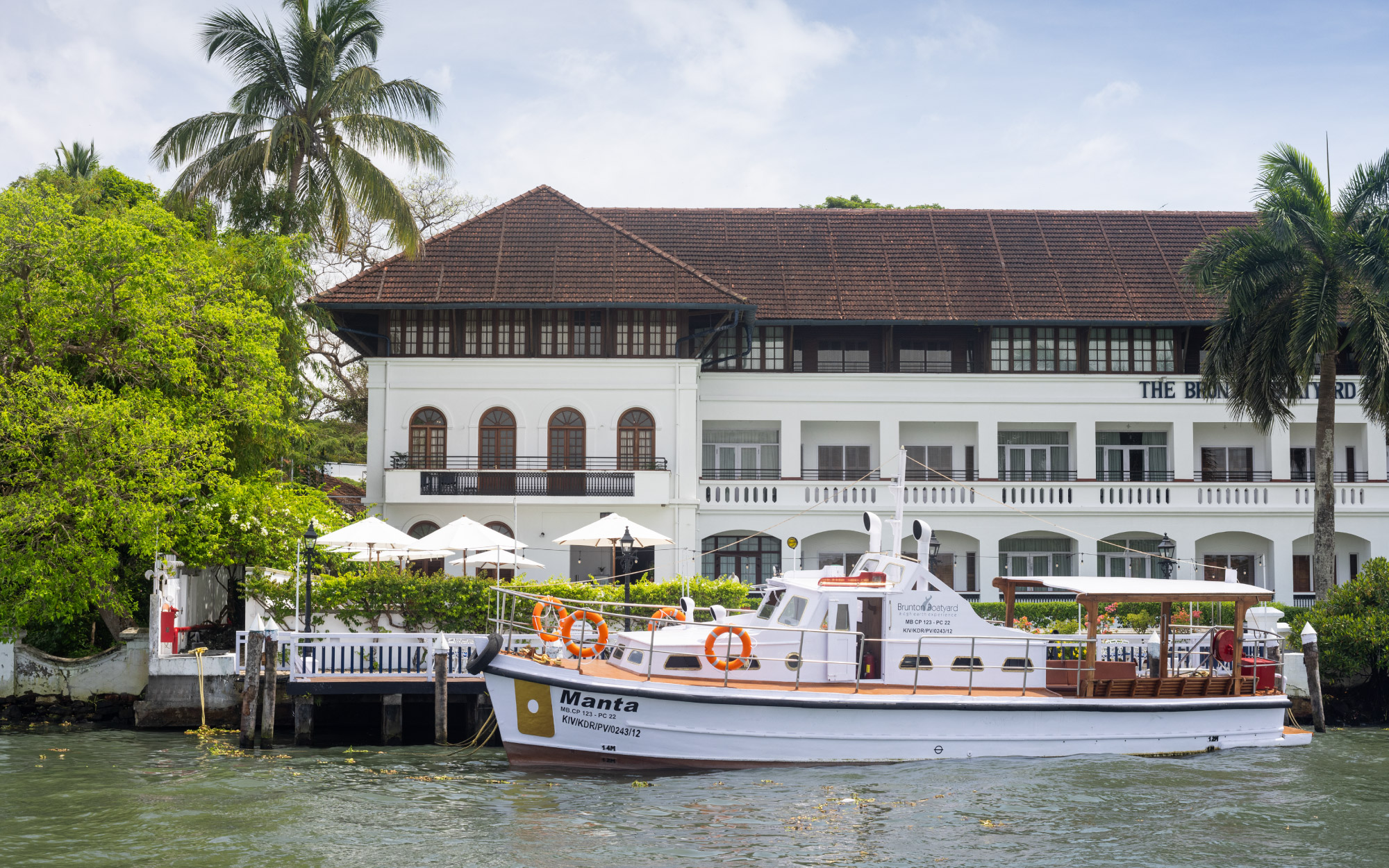 Brunton Boatyard offers a fascinating cruise around Cochin Harbour, where golden sunsets, glorious sea air, and occasional dolphins make for a memorable sail. (Image Credits: CGH Earth)