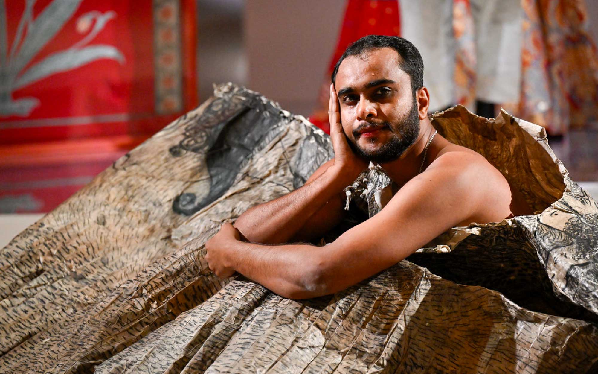 ‘Ce Qui Se Tramme Paris Performance’ by Debashish Paul The River Meets the Sea was realised as part of the Residency & Performance Programme curated by Nikhil Chopra and HH Art Space Foundation in collaboration with Kochi-Muziris Biennale 2022-23. (Image Credits: Debashish Paul & Emami Art, Photographer: Institut français, Thibaut Chapotot 2025)
